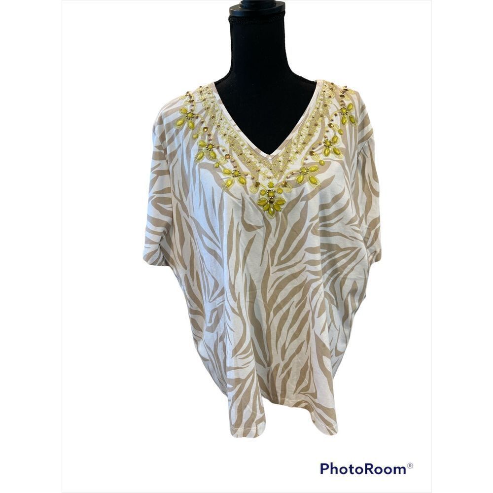 Short Sleeve V-Neck Top by Alfred Dunner